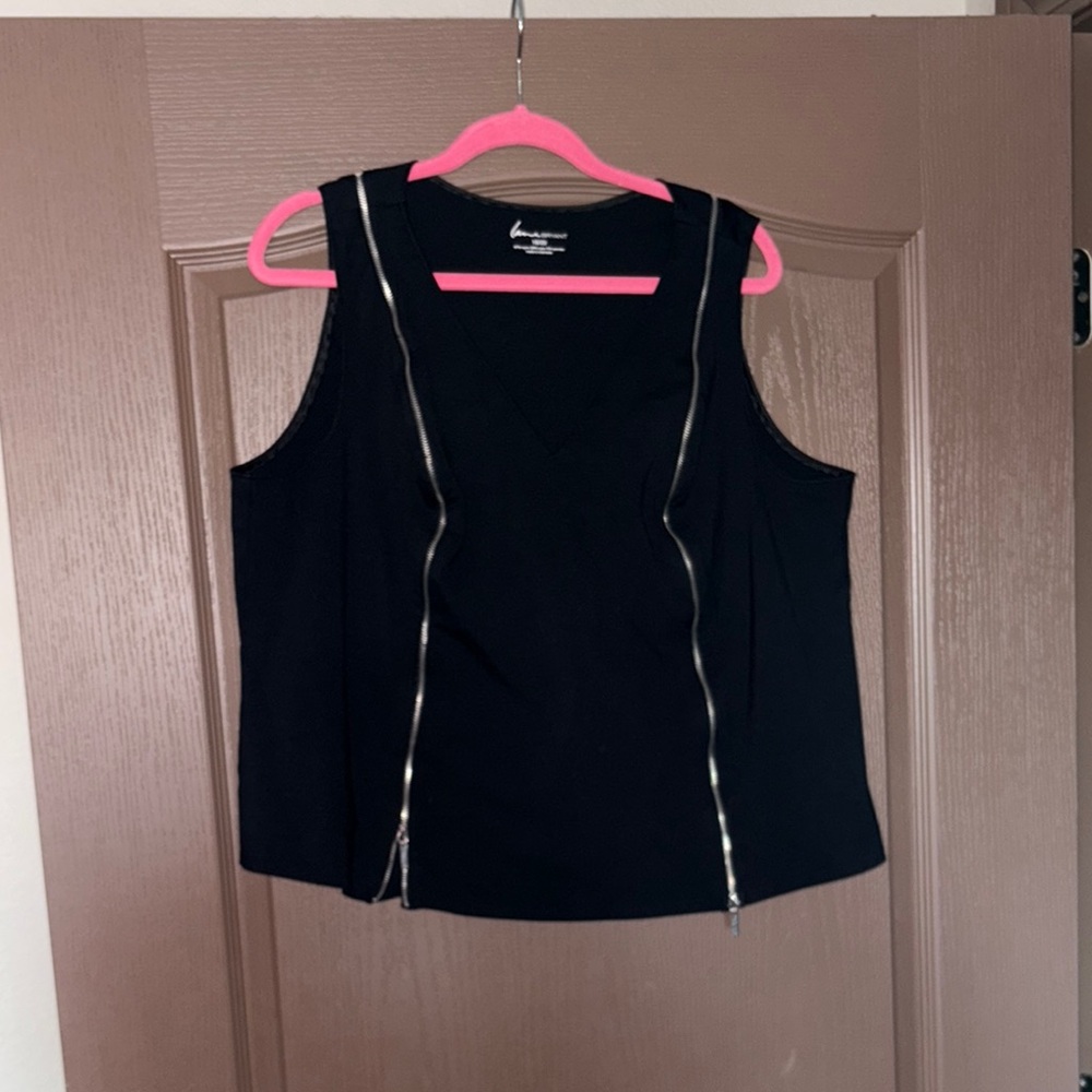 Lane Bryant Black Zipper design Tank Top